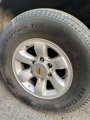 Təkərlər: Avtomobil ucun tekerler satilir. BFGoodrich Urban Terrain T/A olçusu