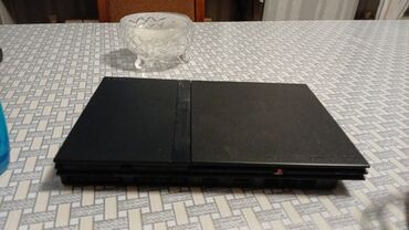 UAZ: Mənim Playstation 2 var. Əgər kimdə PES 2021 Diski varsa barter edə