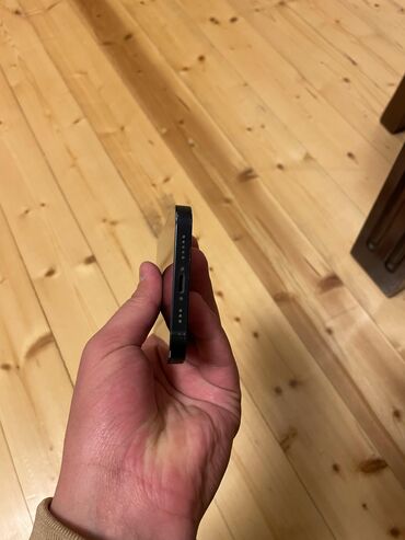 Apple iPhone: IPhone 12, 64 GB, Jet Black, Face ID, Simsiz şarj, Sənədlərlə — 10