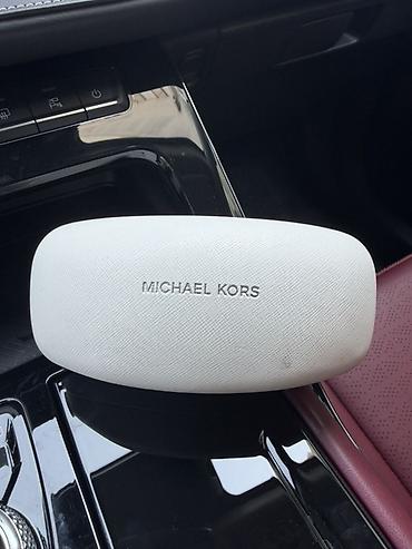 Aksesuarlar: Michael Kors qadın gün eynəyi - Model: MK loqolu dizayn – çərçivə və — 3