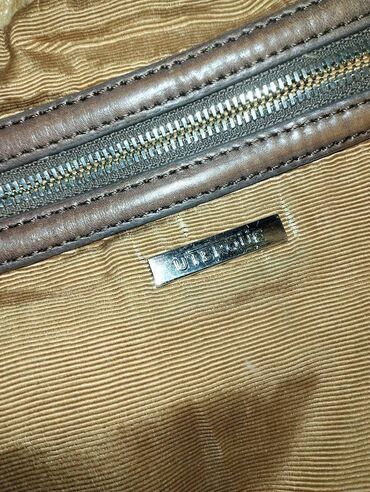 Torbe: Vrhunska kožna torba Uterque Prelepa torba španskog brenda Uterqü e — 11