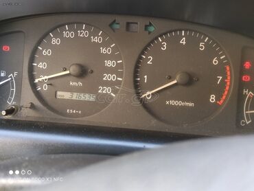 Toyota: Toyota Corolla: 1.4 l. | 2000 έ. Χάτσμπακ — 6