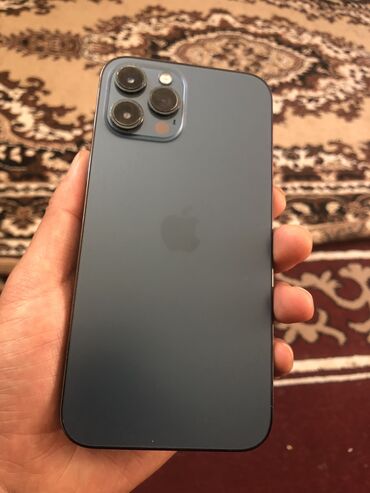 кожаный чехол: IPhone 12 Pro Max, Б/у, 256 ГБ, Alpine Green, Чехол, Зарядное устройство, Защитное стекло, 89 %