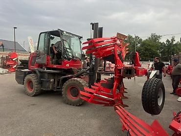 Погрузчики: Погрузчик, Вилочный — 4