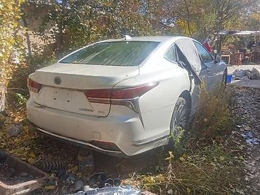 dodge challanger: Lexus LC: 2022 г., Гибрид, Седан — 5
