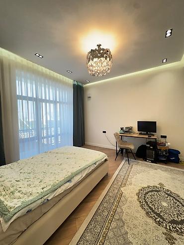 Үйлөрдү сатуу: 5 бөлмө, 280 м², 4 соток, Бишкек, Арча-Бешик ж/м Кыймылсыз мүлк агенттиги — 5