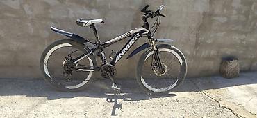 İdman velosipedləri: İdeal vəziyyətdə, əyləc sistemi shimano ilə təhsis olunub shimono hg — 7