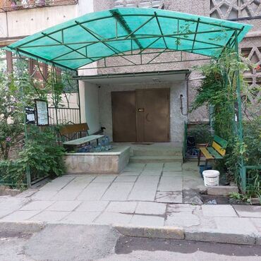 сдаю квартиру на долгий срок в аламедине: 2 комнаты, 56 м², 105 серия, 1 этаж, Косметический ремонт