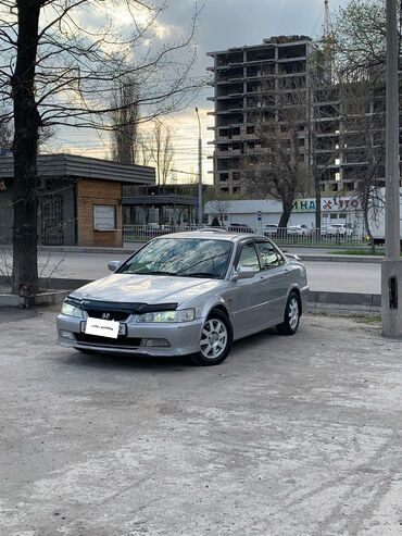 сдача машины в аренду с последующим выкупом: Honda Accord: 2001 г., 2 л, Типтроник, Бензин