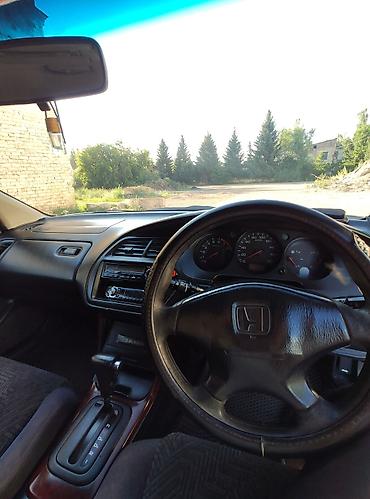 линзу: Honda Accord: 1998 г., 2 л, Автомат, Бензин, Седан — 5
