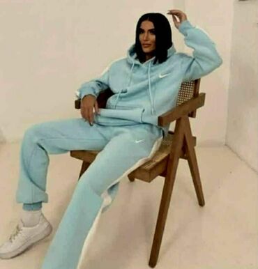 Gornji i donji deo: Nike, Jednobojni, bоја - Svetloplava — 1