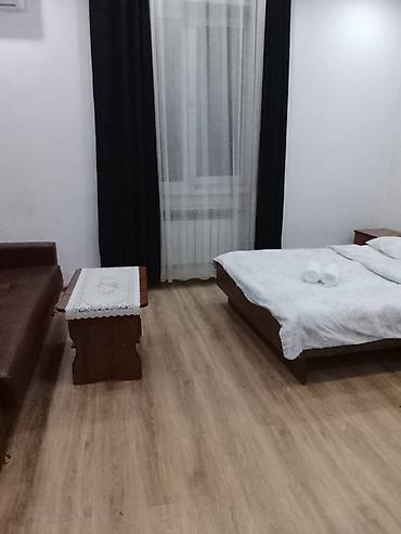 Посуточная аренда квартир: 1 комната, Душевая кабина, Постельное белье, Кондиционер — 10