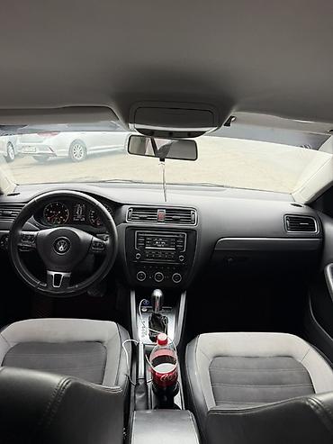 машина бугати: Volkswagen Jetta: 2014 г., 1.4 л, Автомат, Бензин, Седан — 5