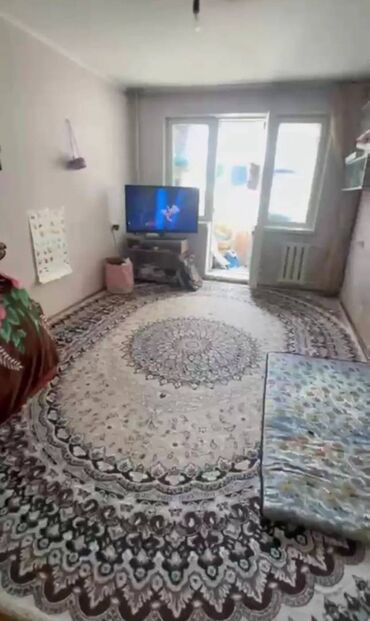 квартира берилет 4500: 1 комната, 33 м², 104 серия, 3 этаж, Косметический ремонт