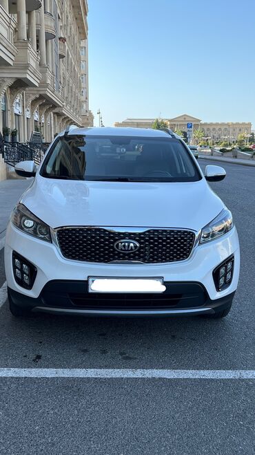 bolt maşınları: Kia Sorento: 2 l | 2014 il Ofrouder/SUV