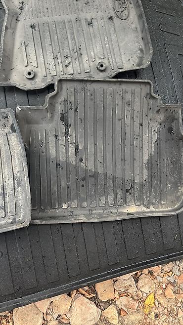резиновый полики: Родные Резиновые Полики Для салона Subaru, цвет - Черный, Б/у, Платная доставка — 3