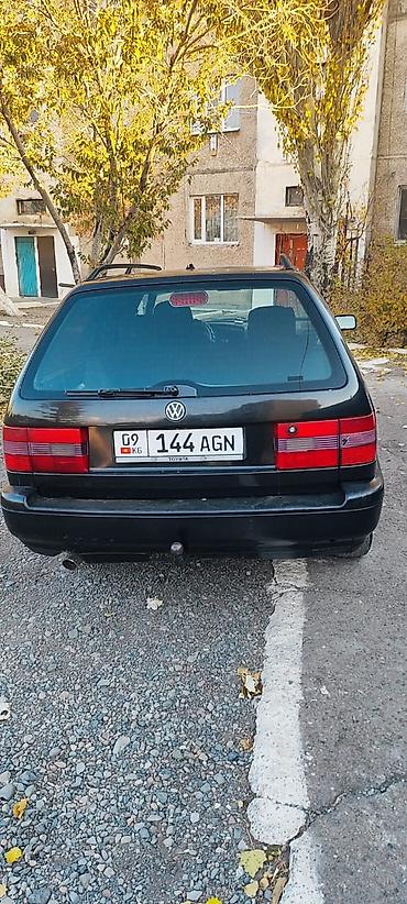 Volkswagen: Volkswagen Passat Variant: 1994 г., 2 л, Механика, Бензин, Универсал — 8