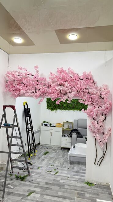 Süni güllər: Sakura dekorativ tağ – interyer üçün floristika xidməti - Obyektin — 4