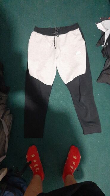 белый: Продам штаны теч флиски, покупал две недели назад. состояние идеальное