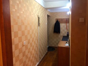 Uzunmüddətli kirayə mənzillər: Koroğlu parkının düz yaxınlığında və bir neçə universitetə (ADA, Tibb — 13