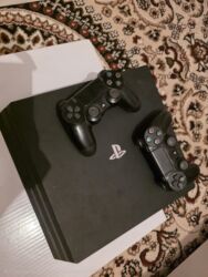 плейстейшен 4 бу купить: Продаю плестейшен 4 про со всем Полный комплект PlayStation 4 Pro: -