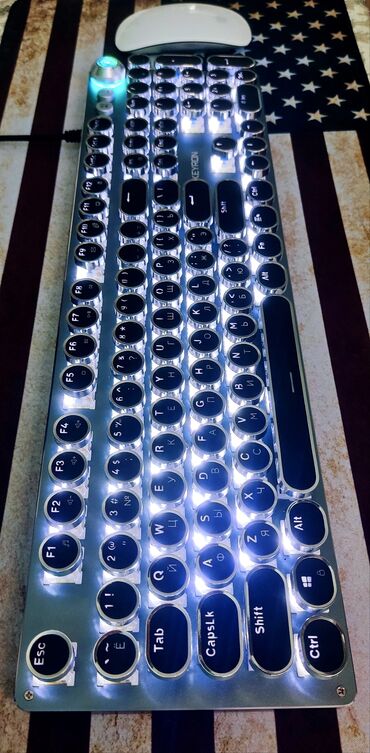 Masaüstü kompüterlər və iş stansiyaları: Apple iMac all-in-one stolüstü kompüter + aksesuarlar. Barterda — 3