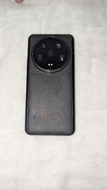 poco f4 gt 256: Xiaomi 14 Ultra Акб 95% 12/256 экран трескнулся, на работу не влияет — 1