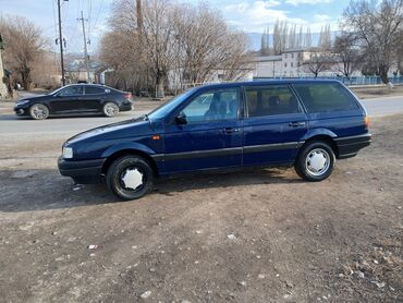 Volkswagen: Volkswagen Passat: 1993 г., 2 л, Механика, Бензин, Универсал — 4