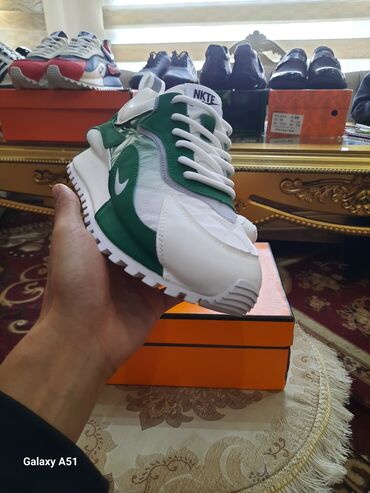 Кроссовки и спортивная обувь: Мужские кроссовки, 39, Новый, цвет - Зеленый, Платная доставка — 4