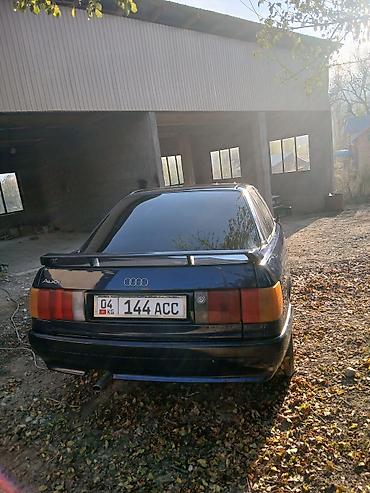 е34 4 4: Audi 80: 1988 г., 1.8 л, Механика, Бензин, Седан — 3