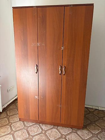 царга: Набор мебели для спальни и гостиной (орех/светлое дерево): - кровать — 2