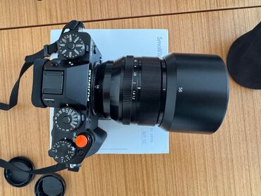 Fotokameralar: -Fujifilm X-T5 -Fujinon XF 56mm f/1.2 R WR -SmallRig Retro Cage for
