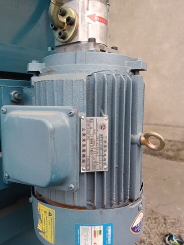 Пресс станки: Продаю пресс гидравлический вертикальный для картона, бумаги, целофана — 13