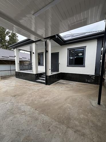 парков: 3 комнаты, 93 м², 3 соток, Новопавловка, Собственник — 4