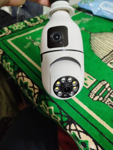 wayfay: Lampa Kamera. Onlayn Telefona qoşulur. 64 GB yaddaş kartı üzərində
