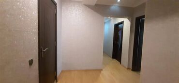 Uzunmüddətli kirayə mənzillər: Bakıxanov(Razin)AKKORD-un binasında 2 otaqlı kirayə verilir. Otaq — 5