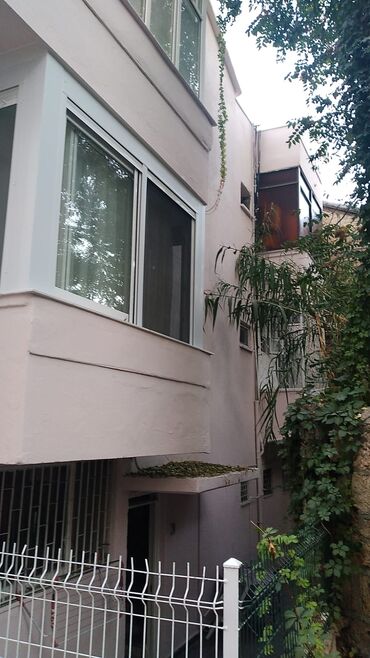 2 otaqlı mənzil kirayələmək: Gəncə, 3 otaqlı, Köhnə tikili, 134 kv. m