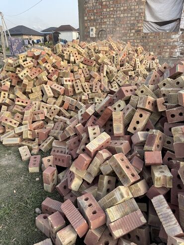 Строительный кирпич: Пустотелый, дырчатый, Жженый кирпич, Полублок, 250×120×90 — 6