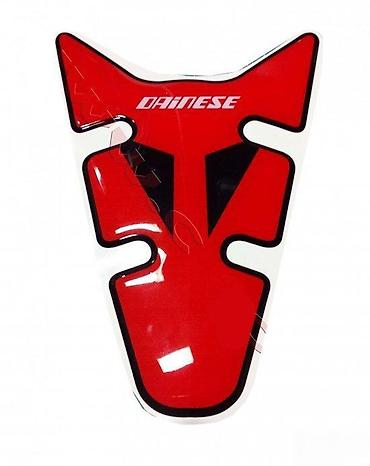 por: DAINESE - tank pad - 454 📌 Opis: Samolepljivi protektor za rezervoar — 1