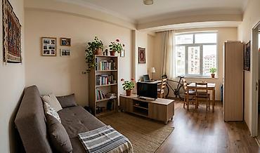 studio menziller: ​📍 20 Yanvar metrosu, 5 dəq. məsafə 🏠 1 otaqlı studiya mənzil 💰 — 1