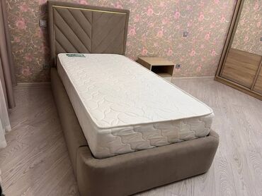 Мебель на заказ: Мебель на заказ, Спальня, Пуфик, Кровать — 8