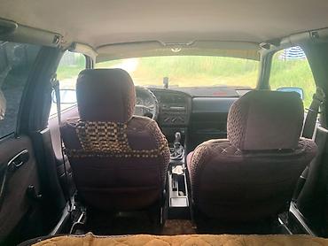 Volkswagen: Volkswagen Passat Variant: 1994 г., 2 л, Механика, Бензин, Универсал — 10