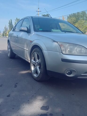 продаю тойота авенсис: Ford Mondeo: 2002 г., 1.8 л, Механика, Бензин, Седан