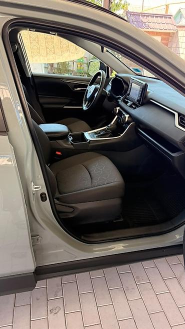 lync co: Toyota RAV4: 2022 г., Автомат, Бензин, Кроссовер — 8
