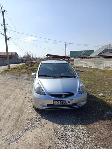 Honda: Honda Jazz: 2004 г., 1.5 л, Механика, Бензин, Хэтчбэк
