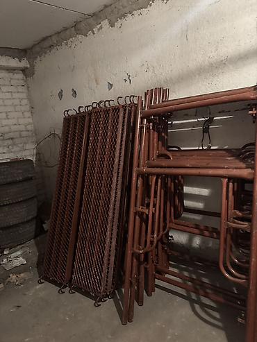 Сдаем в аренду новые рамные строительные леса! Металл масловый at lalafo.kg Сдаем в аренду новые рамные строительные леса! Металл масловый