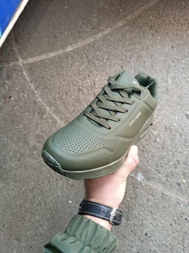 Women's Sneakers and athletic shoes: Skechers, 45 na lalafo.rs — 7 Women's Sneakers and athletic shoes: Skechers, 45 — 7