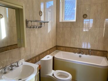 Офисы: Продаю Офис 360 м², С ремонтом, Без мебели, Частный дом, 1 этаж at lalafo.kg — 26 Офисы: Продаю Офис 360 м², С ремонтом, Без мебели, Частный дом, 1 этаж — 26