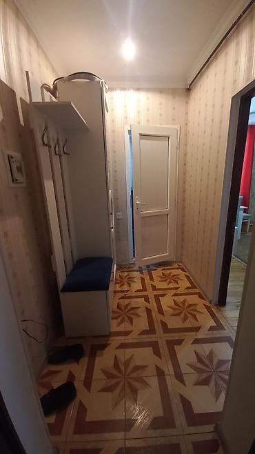 9 mkr kirayə evlər: 2 otaqlı ev kirayə verilir verilir Məhəmmədi Araz marketin düz yanıda — 2