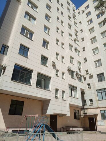 гостиница центр бишкек: 1 комната, 38 м², Элитка, 9 этаж, Евроремонт
